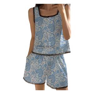 Ensemble pyjama short en coton pur imprimé à la main avec bordure en dentelle, motif floral sans manches, collection Printemps/Été, vente en gros - Product Image 4