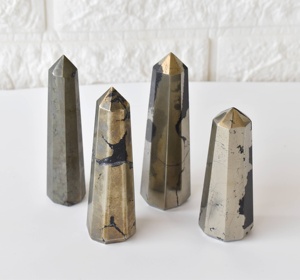 Obélisque/Tour en Pyrite le Plus Vendu, Artisanat en Cristal de Qualité Supérieure, Outil de Méditation, Cristal de 1 kg pour Acheteurs en Gros - Product Image 1
