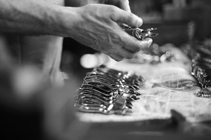 Manicura pedicura cuidado de uñas Tijeras de uñas Industria directa Tijeras de uñas curvas de acero inoxidable fabricadas en Pakistán con nuevo diseño - Product Image 4