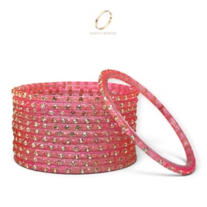 Magnifiques bracelets en verre rose kashmiri en forme de goutte de pluie, ornés de cristaux de zircon, pour femmes, parfaits pour les occasions festives et les mariages, vente en gros. - Product Image 3