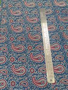 100% Cotton 115GSM Woven Eco-Friendly Paisley Hand Block Print Poplin Fabric 40S40S Plain Weave Dresses Shirts Home Girls Bags - Product Image 3