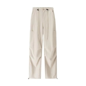 Pantalones Cargo Premium para Mujer, Tejido Transpirable y Suave, Colección de Moda Casual y Elegante, Proveedor de Ropa por Contenedor - Product Image 1