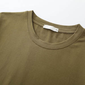 T-shirt personnalisé pour homme en coton 100% vert olive, col rond, manches courtes, haut d'été |   Coupe classique, écologique et respirant - Product Image 3