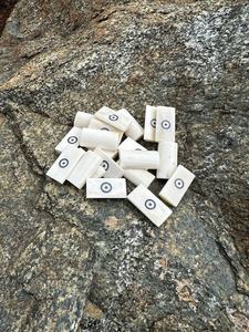 Dados de hueso natural hechos a mano para juegos/rituales/apuestas, para adivinación - Product Image 2