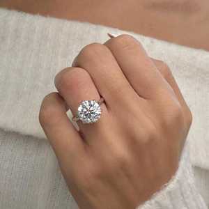5 Carat Cut Lab Grown Diamond Gold <b>Ring</b> for Women | IGI Certified Luxury <b>Solitaire</b> Engagement <b>Ring</b> | Elegant Bridal Wedding - Product Image 1