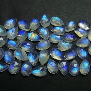 Piedra lunar de arcoíris Natural de 7x10mm, cabujón liso de pera cortada rosa, piedra preciosa suelta para proveedor de fabricación de joyas a precio mayorista - Product Image 1