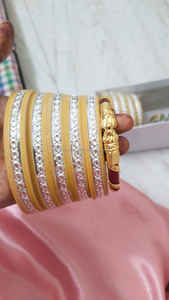 Bracelet en résine du Rajasthan Bijoux traditionnels Bracelet ethnique Artisanat indien Accessoire fait main Couleurs vives Complexe - Product Image 4