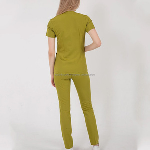 Pantalon de jogging cargo personnalisé avec détails de surpiqûres et poches zippées, ensemble de blouses d'hôpital pour infirmières, en polycoton doux au toucher, pour fournisseurs de matériel médical - Product Image 2