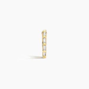 Anillo de Diamantes con Corte Baguette de Punta Compartida - Product Image 2