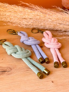 Knot Design Macrame <b>Key</b> Chain Handmade Boho Style Decorative Keyring for Bags <b>Purse</b> Car Hanging Gift Accessory Home Decor - Product Image 5