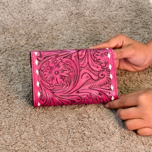 กระเป๋าสตางค์ผู้หญิงหนังแท้สไตล์วินเทจกันน้ำป้องกันการโจรกรรมของขวัญส่วนบุคคลฝาครอบคลัทช์ทำด้วยมือจำนวนมาก - Product Image 4