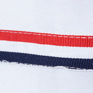 Polo de Punto Blanco para Hombre, Manga Corta, Estilo Casual, Cuello y Puños con Detalles en Rojo y Negro - Product Image 6