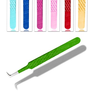 Pinzas para pestañas múltiples con punta de color verde hechas con material de acero inoxidable de alta calidad, perfectas para aislar pestañas naturales - Product Image 4