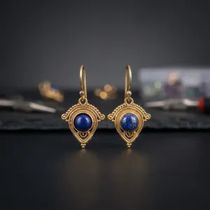 Pendientes de latón con piedra preciosa de lapislázuli azul |   Joyería Boho Hecha a Mano |   Proveedor Mayorista - Product Image 4