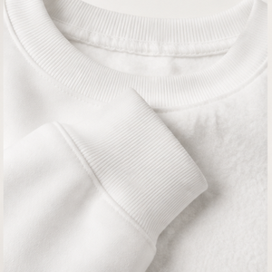 Sudadera Personalizada Optic White para Hombre, Corte Holgado, Cuello Redondo, Tejido de Algodón Grueso, Modelo MCRW-0002 - Product Image 4