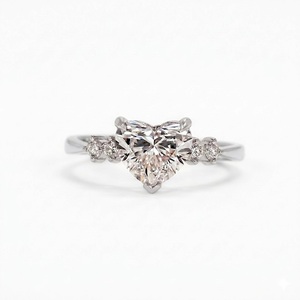 Anillo de Diamante Cultivado en Laboratorio CVD de 1CT, Color E, Claridad VS1, Forma de Corazón de 6.5 mm, Anillo de Compromiso de Oro de 18K, Anillo de Moda con 5 Piedras, Anillo de Propuesta de Matrimonio - Product Image 1