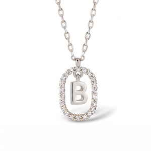 จี้ตัวอักษร B เงินแท้ 925 ชุบโรเดียม ประดับคริสตัลรูปไข่ สำหรับใส่ทุกวัน - Product Image 1