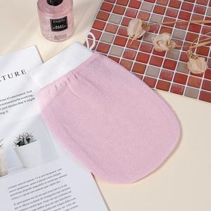 Nouveaux gants de bain exfoliants en polyester pour le corps, pour une exfoliation profonde sous la douche - Product Image 4