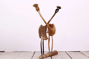 Objet décoratif élégant en corne d'oiseau, artisanal et de haute qualité, pour la décoration intérieure et la présentation sur table, par Perfect Enterprises - Product Image 4