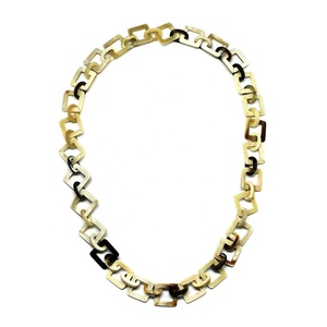 Collier de bijoux personnalisés du Vietnam Style classique pour Offre Spéciale d'anniversaire - Product Image 1