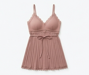 Ensemble de bralette sans armatures romantique avec dentelle et culotte hipster taille mi-haute en tricot de spandex et polyester - Product Image 4