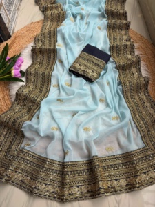 Sari en Georgette à Bordure Brodée de Paillettes de Designer avec Broderie de Paillettes sur la Bordure, Blouse Non Cousue en Soie Brute - Product Image 4