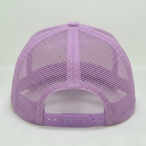 Casquette Trucker personnalisée à 6 panneaux, visière plate, logo brodé, dos en maille, fermeture réglable, OEM ODM, marque privée, vente en gros, faible MOQ - Product Image 5