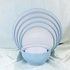 Plato de Melamina Azul Claro y Blanco, Diseño Minimalista, Vajilla de Grado Alimenticio No Tóxica para Fiestas y Bodas - Product Image 6
