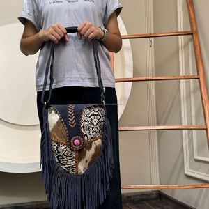 Sac à bandoulière en cuir de fourrure de daim pour femmes élégantes nouvelle vente chaude sac à bandoulière en forme de baril gland Snap à la mode cacher les cheveux - Product Image 2