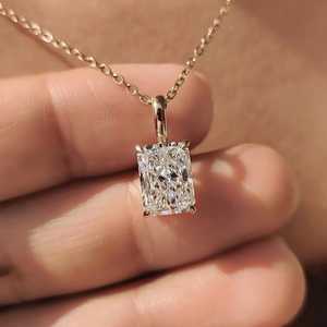 COLIERTO DE DIAMANTE CVD CULTIVADO EN LABORATORIO CON CORTES RADIANT EN ROJO ROSA Y BLANCO, BAÑADO EN ORO DE 18K, CERTIFICADO IGI, REGALO DE LUJO PARA FESTIVIDADES - Product Image 1