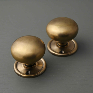 Paire de poignées de porte de style victorien traditionnel, serrure à mortaise de style antique, quincaillerie vintage - Product Image 2