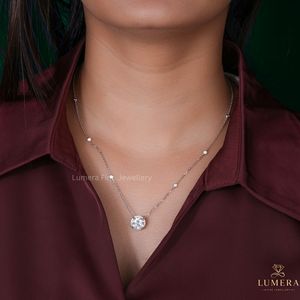 Collier pendentif halo de luxe avec diamant rond et chaîne à maillons ornée de diamants certifiés IGI, bijoux en diamant de laboratoire pour votre femme - Product Image 4