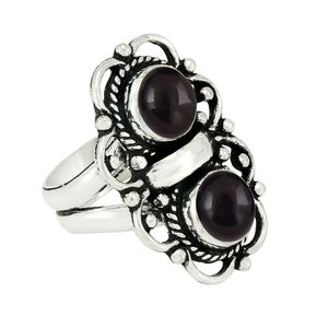 Bague bohème vintage faite à la main en argent sterling 925, oxydée et polie, avec pierre précieuse en onyx noir naturel de forme ronde et sertissage clos. - Product Image 2