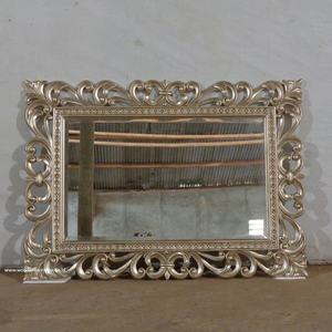 Espejo de Pared Tradicional de Madera, Rectangular, Enmarcado, Decorativo, 6mm de Grosor, Acabado Dorado, Diseño de Espejo de Lujo, Hecho a Mano en India - Product Image 1