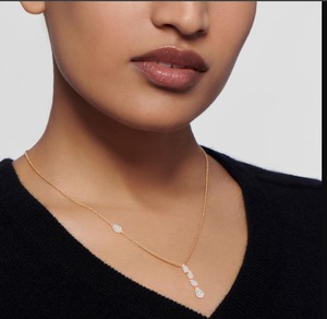 Collar con Colgante de Diamantes de Oro Sólido de 18K para Mujer, Corte Pera Minimalista, Diamante Natural con Certificado GIA, para Uso Diario - Product Image 1