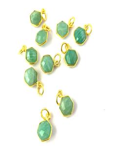 Amazonite pierre précieuse lunette en argent plaqué or forme hexagonale pierre facettée avec caution collier à breloques délicat pendentif bijoux - Product Image 1