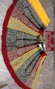 Lehenga Choli Bordado Multicolor de Estilo Real con Dupatta Amarilla, de Secado Rápido, para Verano, Navratri, Bodas, Fiestas, Invierno y Eventos Festivos - Product Image 5