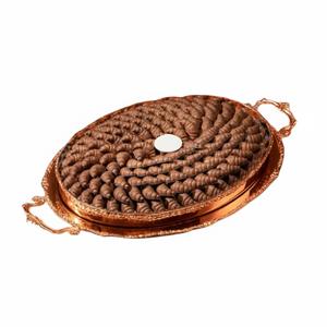 Elegante bandeja de chocolate con acabado en cobre, bandeja ovalada de metal con asas doradas, perfecta para bodas, Eid y ocasiones especiales. - Product Image 5