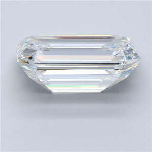 Diamante Cultivado en Laboratorio CVD de 15 Quilates, Claridad VVS2, Corte Esmeralda, Color Rosa Intenso Fantasía, Brillo Ultra Puro IIa, Certificado IGI - Product Image 3