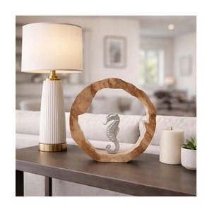 Sculpture de cheval de mer circulaire en bois faite à la main, décoration de table, art moderne pour salon, thème animalier, cadeau artisanal - Product Image 1