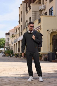 Conjunto Deportivo Versátil de Dos Piezas, Sudadera Unisex y Pantalones Deportivos para Entrenamiento, Ocio y Uso al Aire Libre - Product Image 3