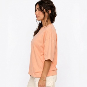 T-shirts Oversize Femme Dernière Tendance, Coupe Ample, 100% Coton Respirant, Vêtements d'Été Streetwear, Haute Qualité, Faible MOQ, Vente en Gros - Product Image 3
