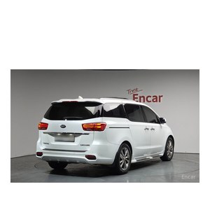 Kia Carnival 2020 de 7 Plazas, Gasolina, Limusina, 33,127 km, con Caja de Cambios Automática, Asientos de Cuero, Cámara Trasera, Volante a la Izquierda - Product Image 2
