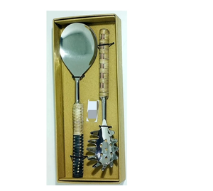Cuillère de cuisine en bois naturel de qualité supérieure avec finition polie lisse, ustensile de cuisine réutilisable pour remuer, mélanger, sauter - Product Image 6
