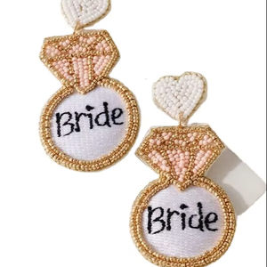 Jhumka india hecha a mano con diseño de chile, de la mejor calidad, personalizada para novias, precio al por mayor desde India. - Product Image 1