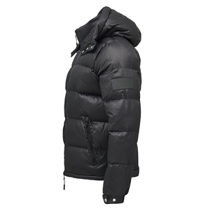Chaqueta Premium para Hombre de Secado Rápido con Cuello Alto, Chaqueta de Invierno de Alta Calidad en Oferta para Moda al Aire Libre - Product Image 3