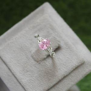 Anillo de Compromiso Vintage de Plata de Ley 925 Chapado en Oro de 18K con Zafiro Rosa de Corte Ovalado Certificado por IGI, Piedra de Nacimiento de Septiembre - Product Image 5