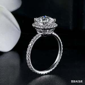 แหวนหมั้นเพชรโมอิสซาไนต์ทรงคุชชั่นหรูหราปรับแต่งได้จาก RB Gems ประดับด้วยเพชรแบบ Halo ตัวเรือนเงินแท้ 925 ชุบทอง สำหรับเจ้าสาว - Product Image 2