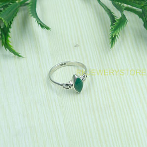 แหวนมาร์ควิสมาลาไคต์ธรรมชาติ เงินแท้ 925 แหวนพลอยสีเขียวทรงใบไม้ งานแฮนด์เมด ดีไซน์สวยงาม เครื่องประดับชั้นดี สำหรับผู้หญิงและผู้ชาย - Product Image 2