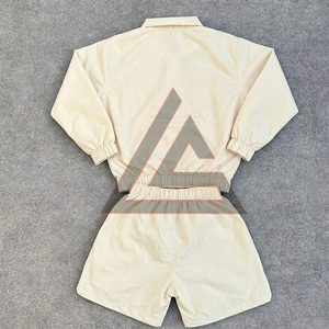 Ensemble de jogging d'été respirant en polyester 100 %, coupe-vent unisexe à fermeture éclair deux pièces avec short, couleur personnalisable - Product Image 2
